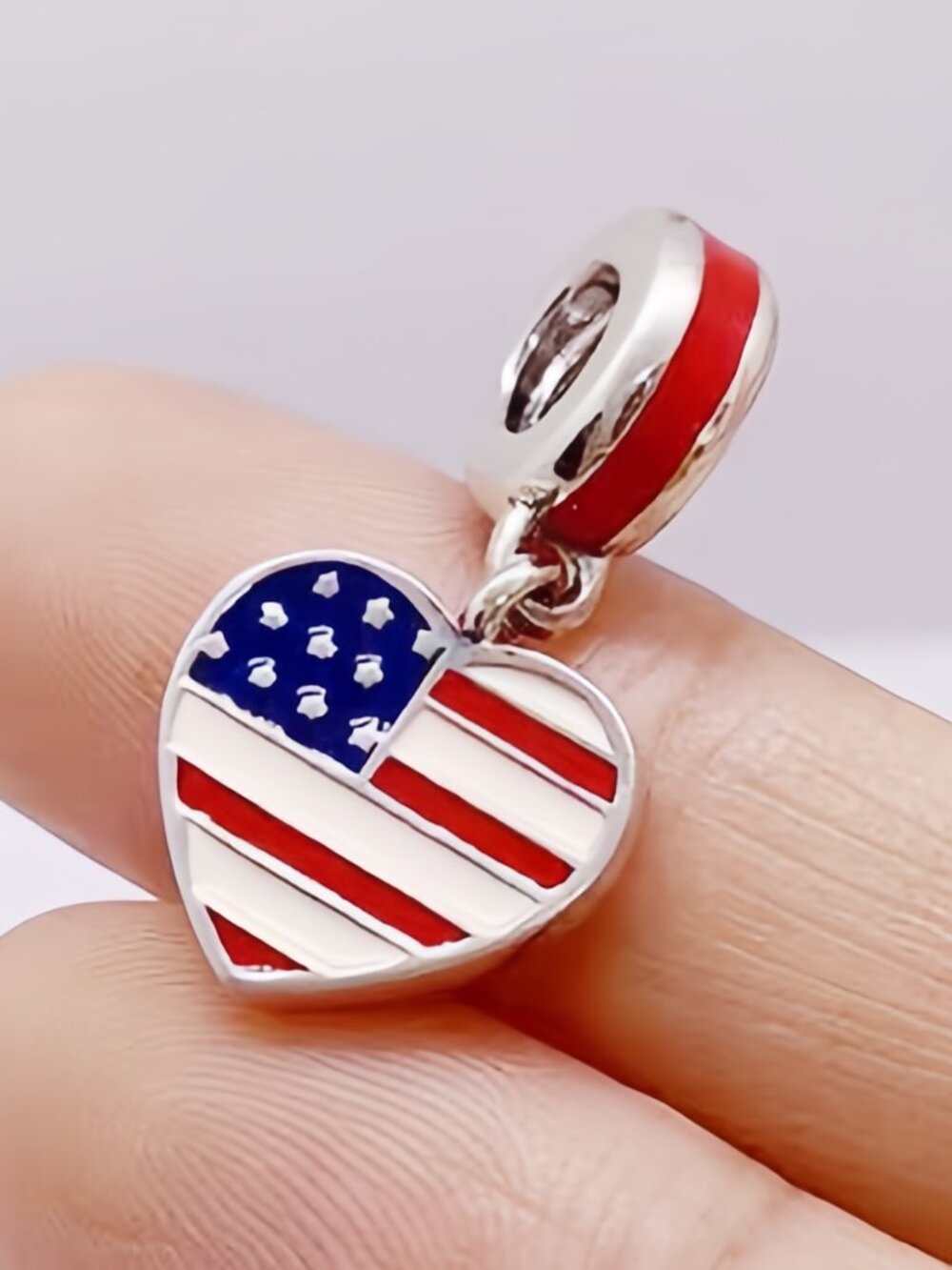 Pandora Usa flag pendant